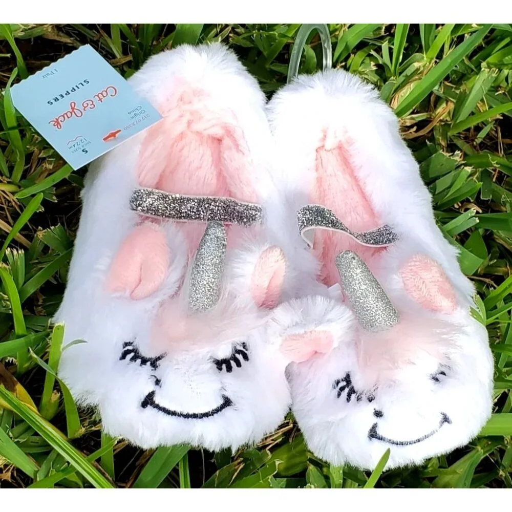 Cat & Jack 5/6 Shoes Kids Girl Unicorn Baby Fuzzy Faux Fur Soft Slippers Toddler